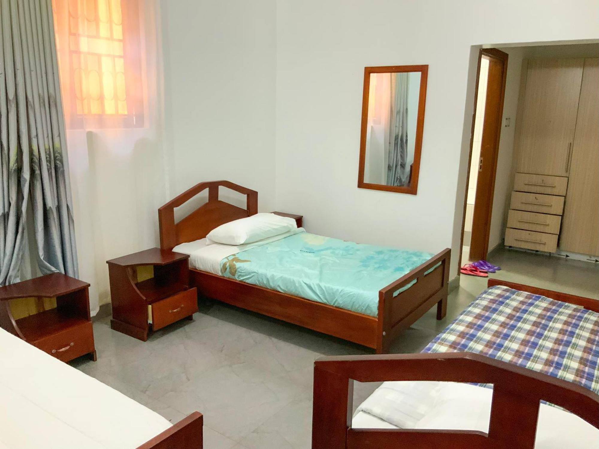 Hendo Hotel 엔테베 외부 사진