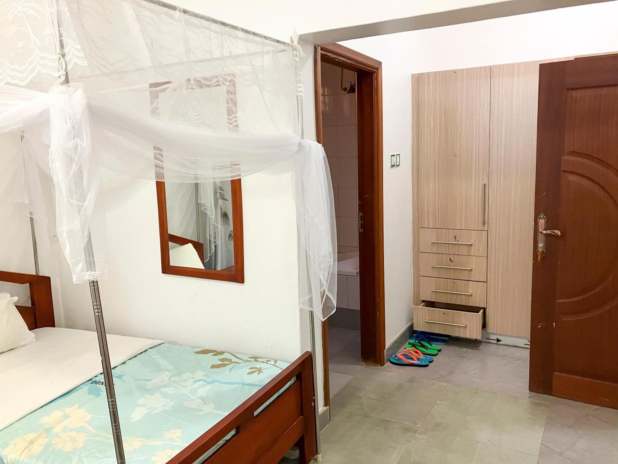 Hendo Hotel 엔테베 외부 사진