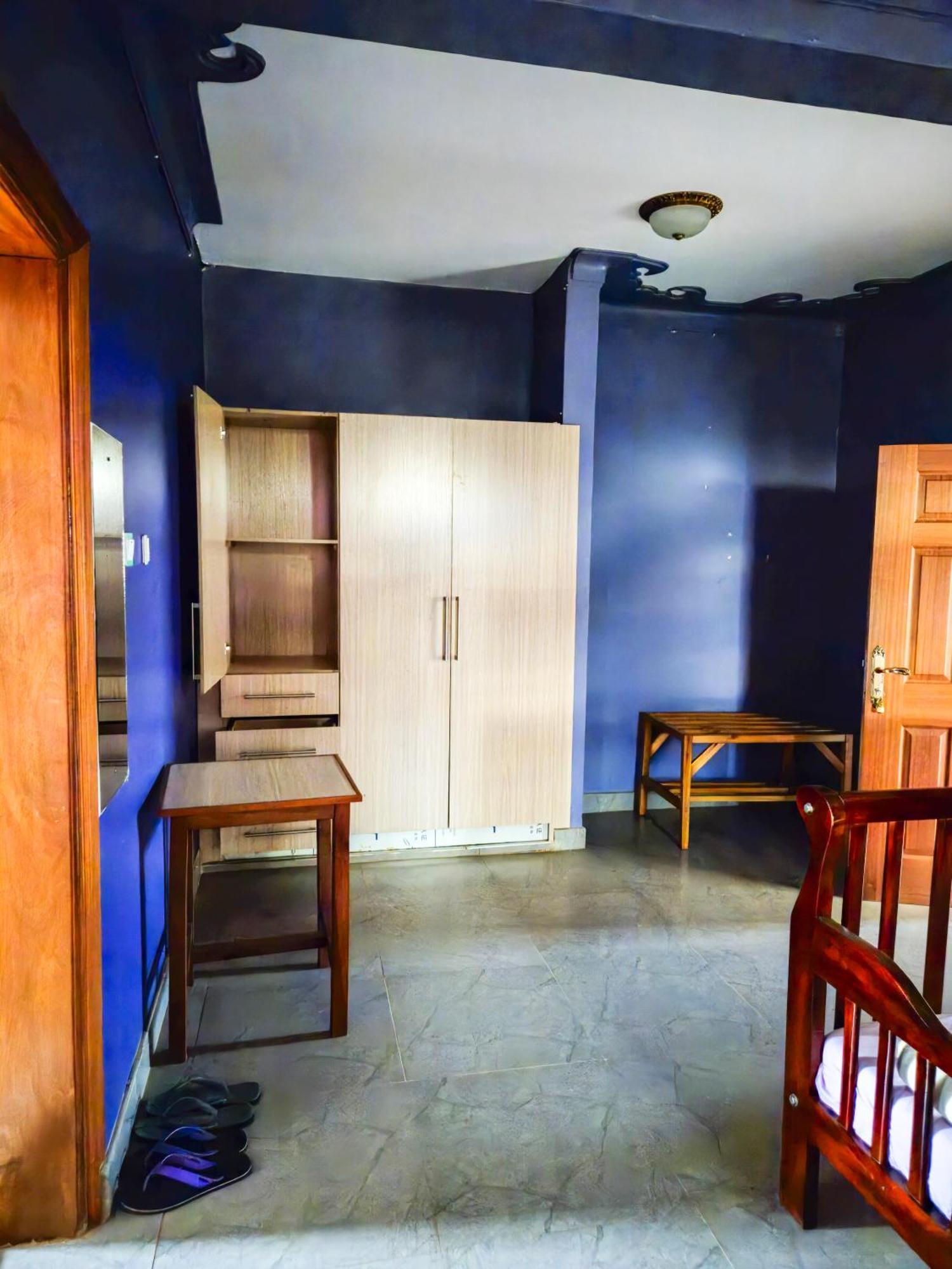Hendo Hotel 엔테베 외부 사진